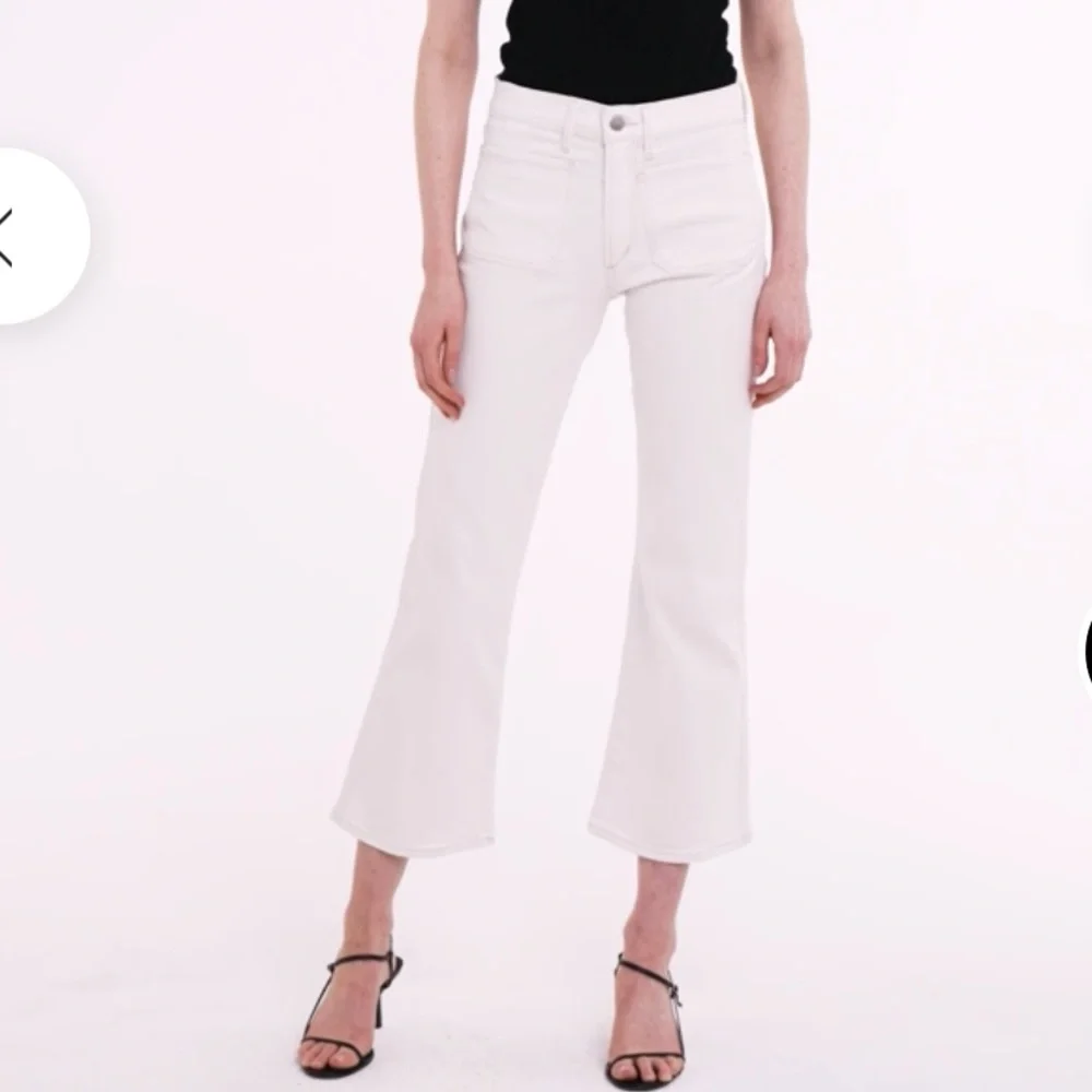 Joie Crisp Cropped White Boot Cut Jeans - Picture 3 of 10